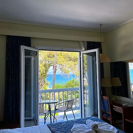 Theodorou Aparthotel