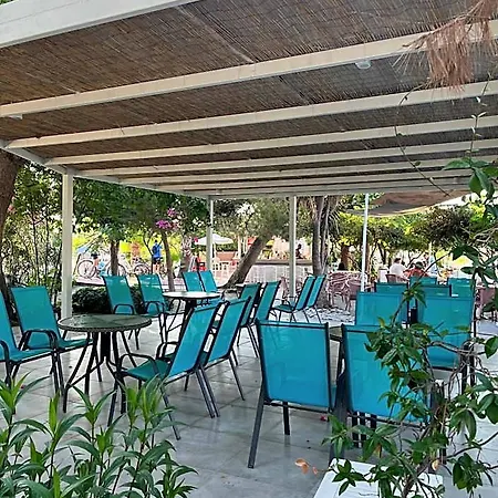 Aparthotel Theodorou